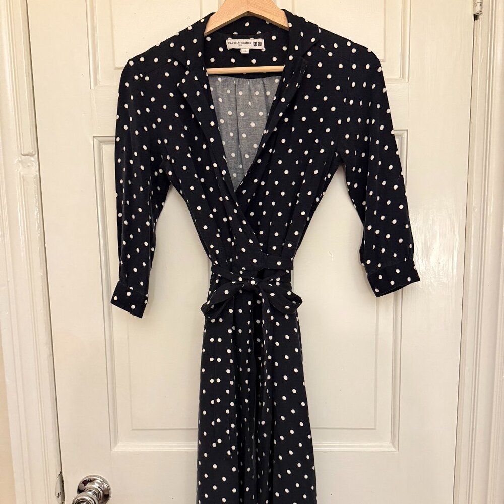 Uniqlo x Ines de la Fressange Polka Dot Wrap Dress 💙🤍